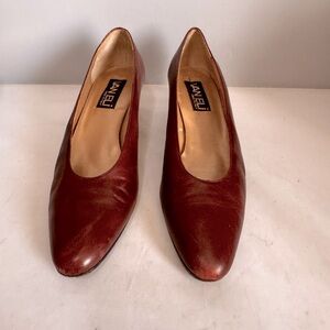 Womens Leather Pumps Size 9 N Wine Maroon Vanelli with box Made in Intaly